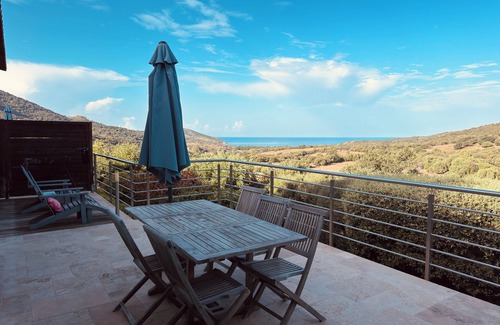Cargese House | Villa with pool, between olive trees and sea - fantastic view!