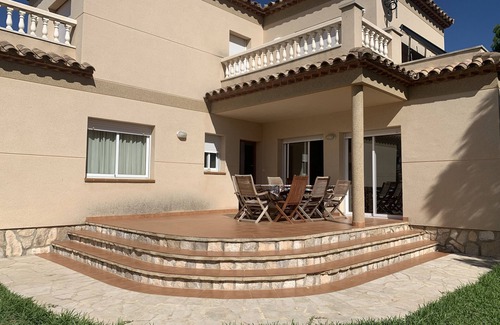 Les Tres Cales Ski Chalet | Villa with private pool for 11 people air conditioning wifi at 800m Calaforn