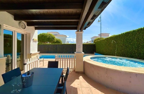 Roldan Villa | Villa with private pool & jacuzzi - CA27LT