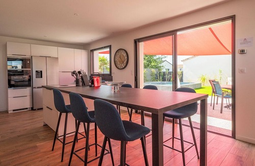 Les Mathes House | Villa with swimming pool in a secure residence LES MATHES