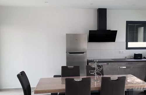 Meze Villa | VILLA with swimming pool, breathtaking view of the Sesquiers lake