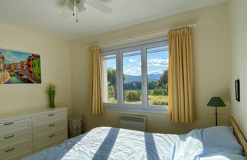 Roquebrun Villa | Villa with total privacy on the edge of the beautiful village of Roquebrun. ​