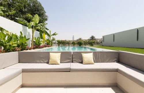 Dubai House | Villa Zalex Springs 14 Luxury Living with Private Pool