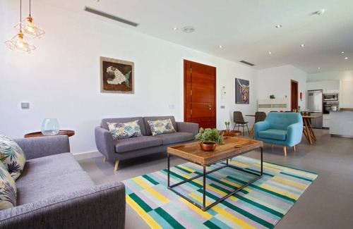 Los Mojones Villa | Villa Zanata with air conditioning and hot tub