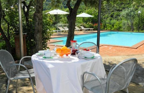 Pieve di Chio Villa | Villa Zen by Interhome