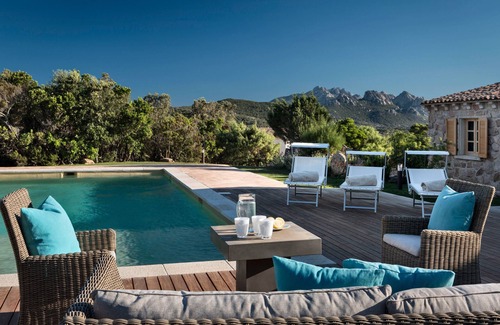 Arzachena Villa | Villa 'Zino Con Dependance' with Sea View, Wi-Fi and Air Conditioning