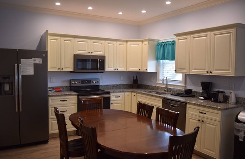 Buxton Cottage | Village Accomodations - 2 Bedroom Duplex