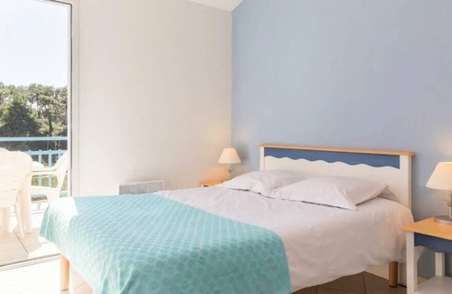 Bourgenay Apartment | Village Pierre & Vacances Port-Bourgenay - Apartment for 6 people - 1 bedroom + 1 sleeping area - Terrace or balcony - Village du Golf district