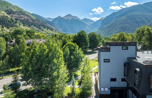 Telluride Apartment | Village Hideaway - Telluride convenience steps to skiing and downtown!
