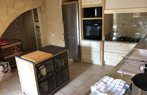 Vers-Pont-du-Gard House | Village house with character - Pool and lawn. AC