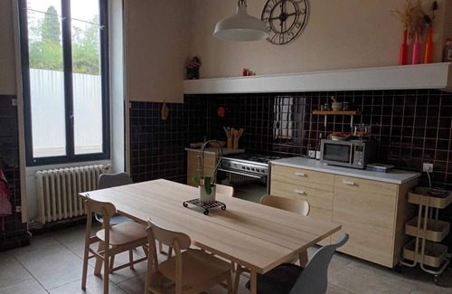 Noves House | Village house in the heart of Provence