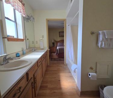 Ruidoso Cabin | Village Lodge