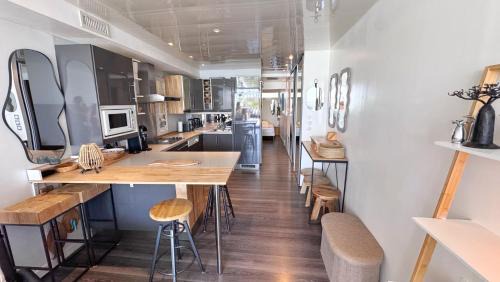 Naturist Village Apartment | Village naturiste, Port-Ambonne, appartement 42 m2, Le luxueux.