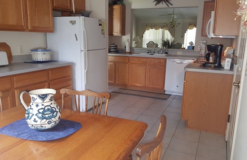 Glenbrook House | Village of Glenbrook, 3BR/2Bath designer home, Deerfield Lane