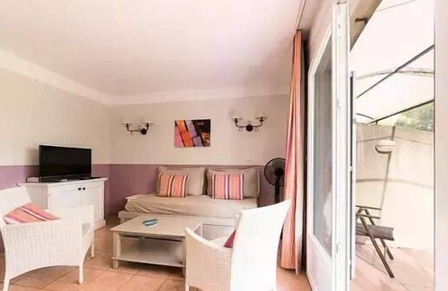 Pont Royal Apartment | Village Pierre & Vacances Pont Royal in Provence - Apartment for 7 people - 1 bedroom + 1 sleeping area - Balcony