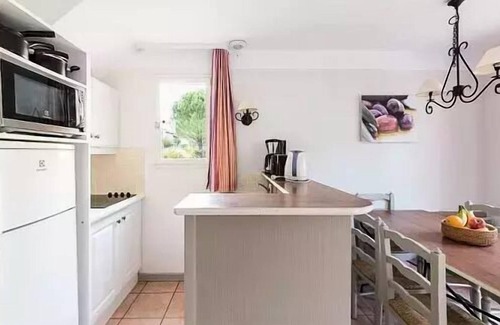 Pont Royal Apartment | Village Pierre & Vacances Pont Royal in Provence - Apartment for 8 people - 2 bedrooms + 1 sleeping area - Balcony