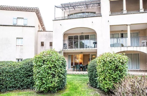 Pont Royal Apartment | Village Pont Royal in Provence - maeva Home - Apartment 2 rooms 7 people - Selection
