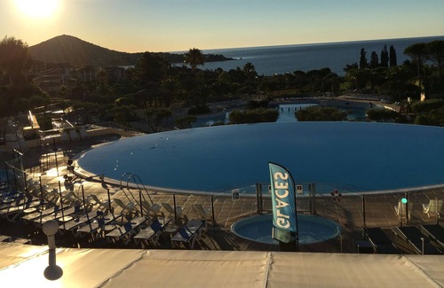 Cap Esterel Apartment | VILLAGE STONE AND HOLIDAY CAP ESTEREL 2 ROOMS 4/5 PERS 28 m2