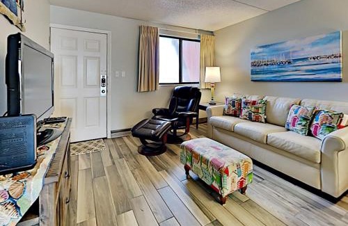 Fort Walton Beach Apartment | Villas Capri #2