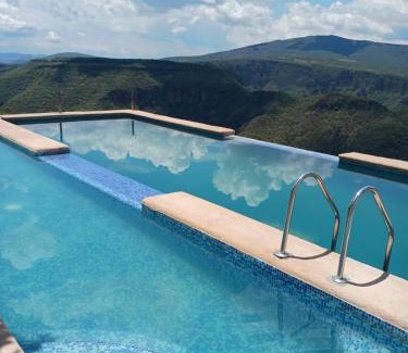 Tonala Villa | Villas con 2 albercas