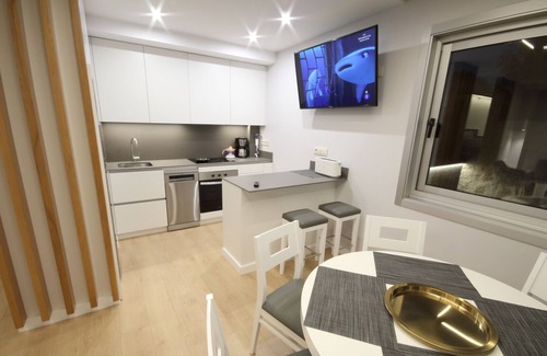Sanxenxo House | Villas con Piscina a tan Solo 10 Minutos Caminando del Centro de Sanxenxo