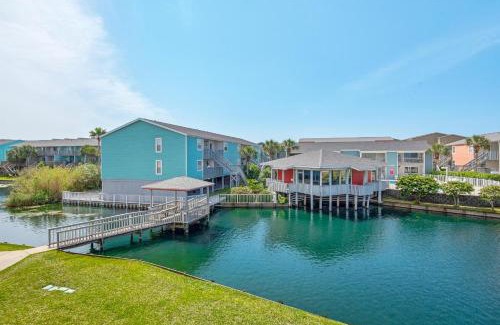 Pensacola Beach Apartment | Villas on the Gulf unit E4