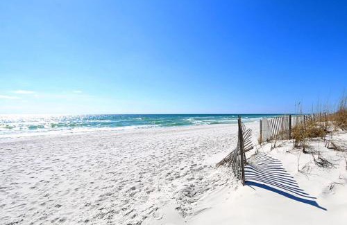 Pensacola Beach Apartment | Villas on the Gulf unit E4