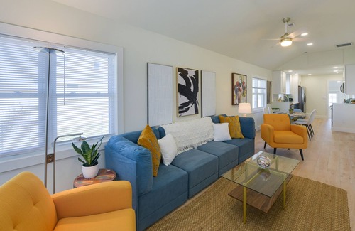 Villas Cottage | Villas Vacation Rental - Steps to the Beach!