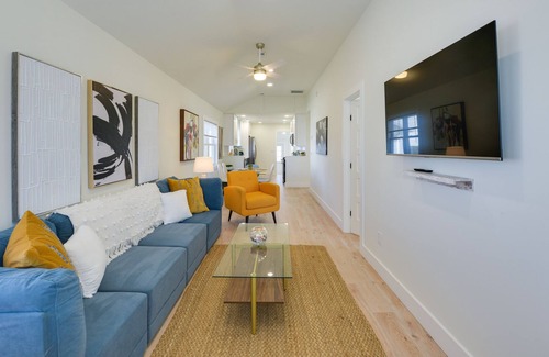 Villas Cottage | Villas Vacation Rental - Steps to the Beach!