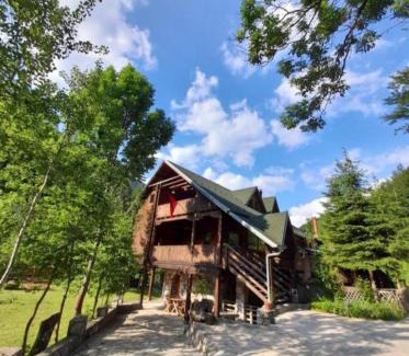 Pejë House | Villat Mulliri