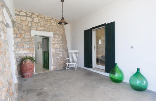 Torre Suda Villa | VILLATRULLO MELOGRANO