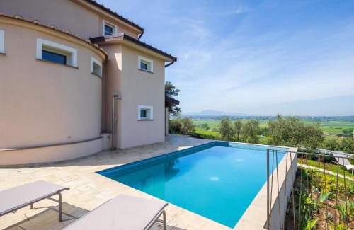 Cerreto Guidi Villa | Villetta Marice by VacaVilla