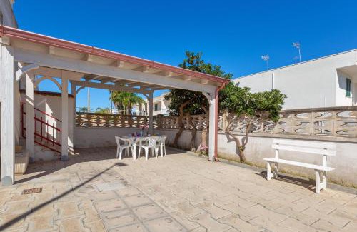 San Foca House | Villino Atene by BarbarHouse