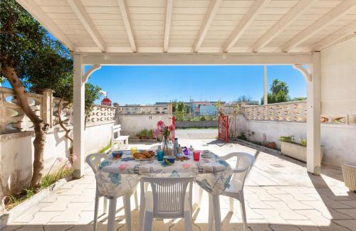 San Foca House | Villino Atene by BarbarHouse