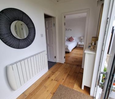 Clifden Ski Chalet | Vimy House