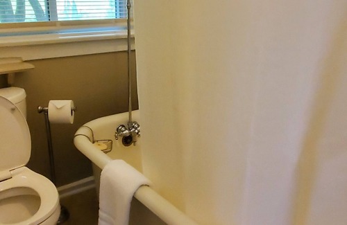 Valley Springs Bed & Breakfast | Vine Cottage Inn