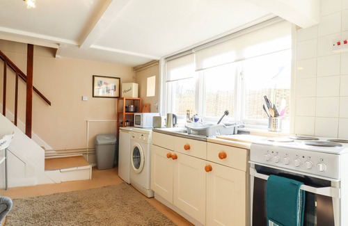 Halstead Cottage | VINE COTTAGE, with a garden in Castle Hedingham