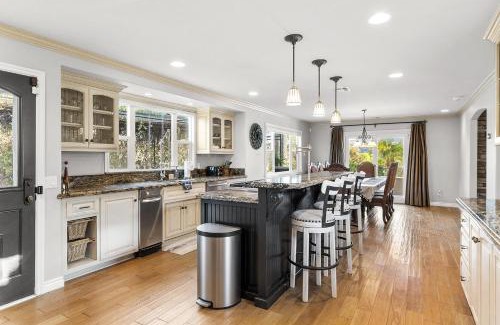 Temecula House | Vineyard Escape - Pool & Views by Allevo Homes