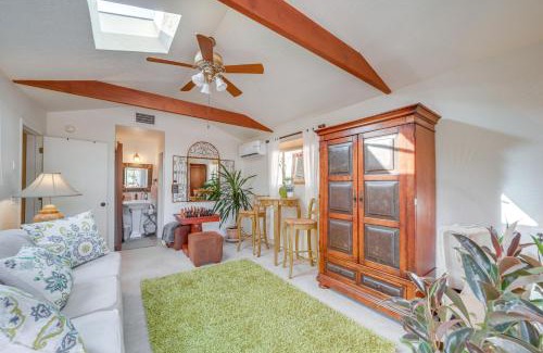 Cornville House | Vineyard Views and Sauna at Cornville Home!