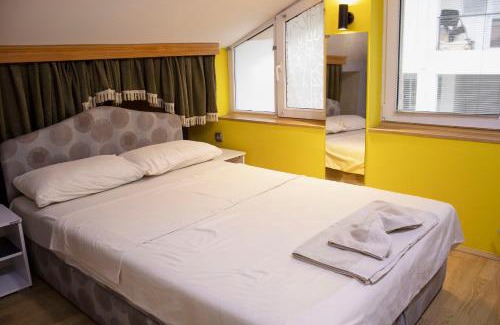 Skopje Region Apartment | VINI app with private parking