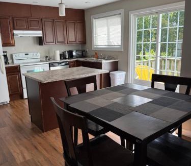 Terra Nova Apartment | Vinnecomb Apartments - Ground Floor - 3 Bedroom