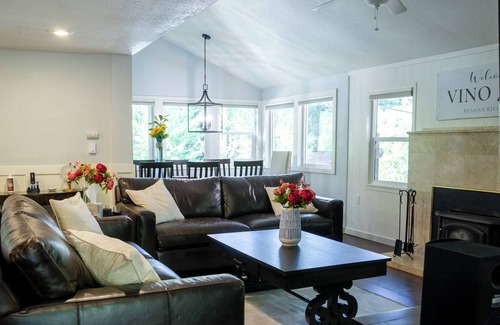 Hacienda House | Vino Rio: River House with Hot Tub and Large yard