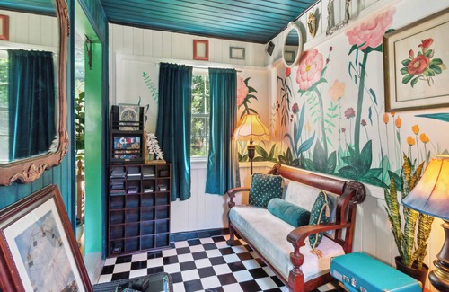 Pooler House | Vintage 1940 Cottage with Quaint Charm