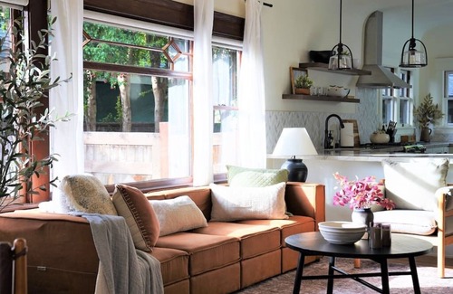 Bluff Heights House | Vintage Beach Retreat | Pool, King Beds, Coffee Bar