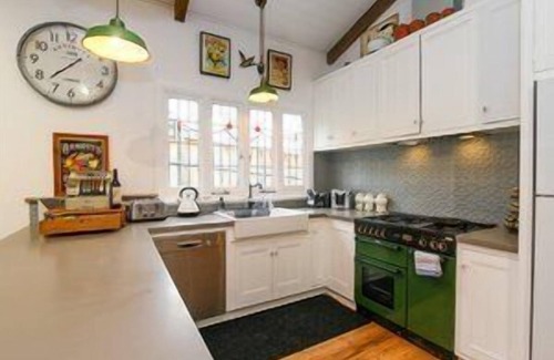 Healesville Apartment | Vintage Charm on St Leonards in the Yarra Valley