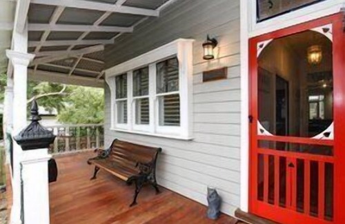 Healesville Apartment | Vintage Charm on St Leonards in the Yarra Valley