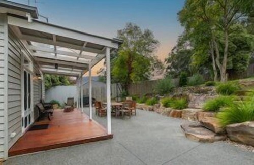 Healesville Apartment | Vintage Charm on St Leonards in the Yarra Valley