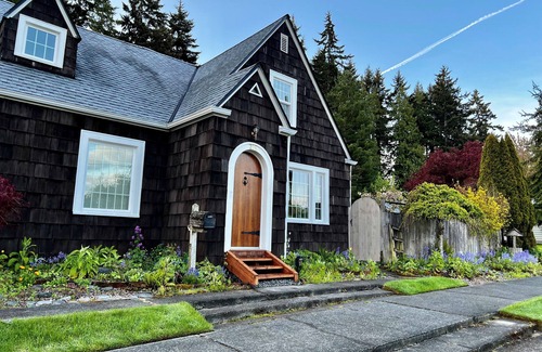 Port Angeles House | Vintage Charmer