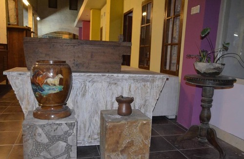 Tanjungbenoa House | Vintage House with 3 BR - 10 Min to Sanur Beach