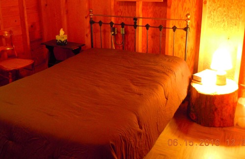 Lake of Bays Cottage | Vintage lakeside cottage